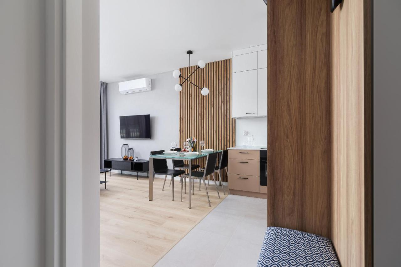 Lotniczowka Apartments By Renters Prestige Krakau Exterior foto