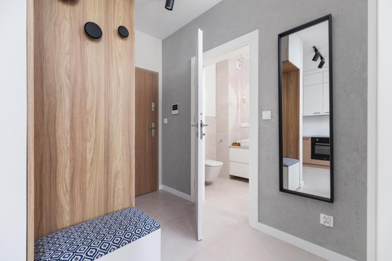 Lotniczowka Apartments By Renters Prestige Krakau Exterior foto